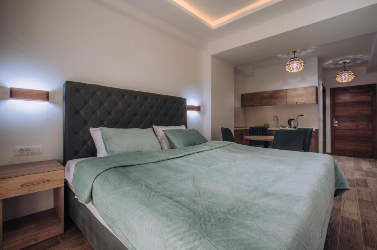 White Blue Ohrid - Luxury Apt, City Center, Private Parking, Balcony, Near Ohrid Lake Exterior photo