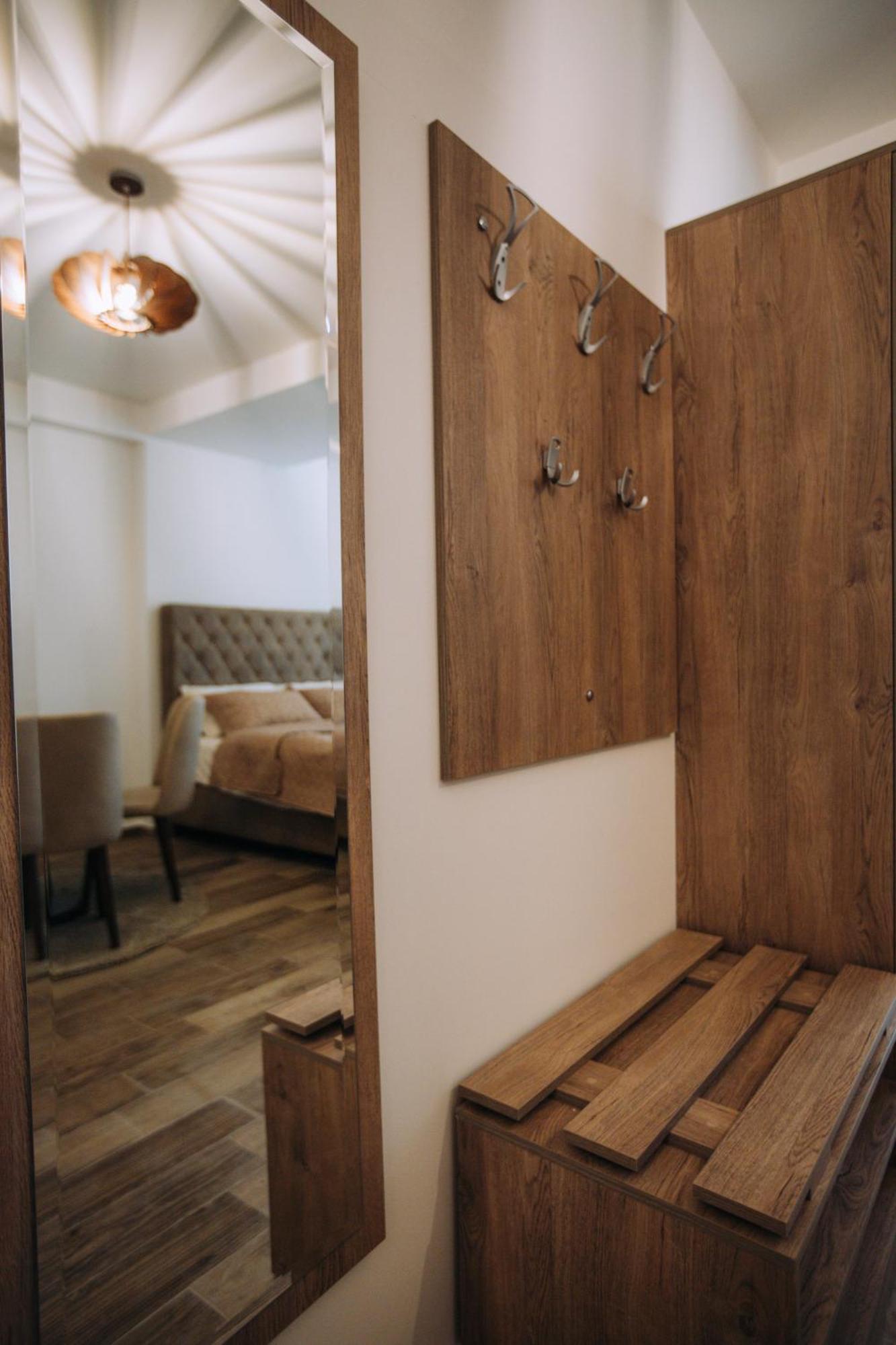 White Blue Ohrid - Luxury Apt, City Center, Private Parking, Balcony, Near Ohrid Lake Exterior photo