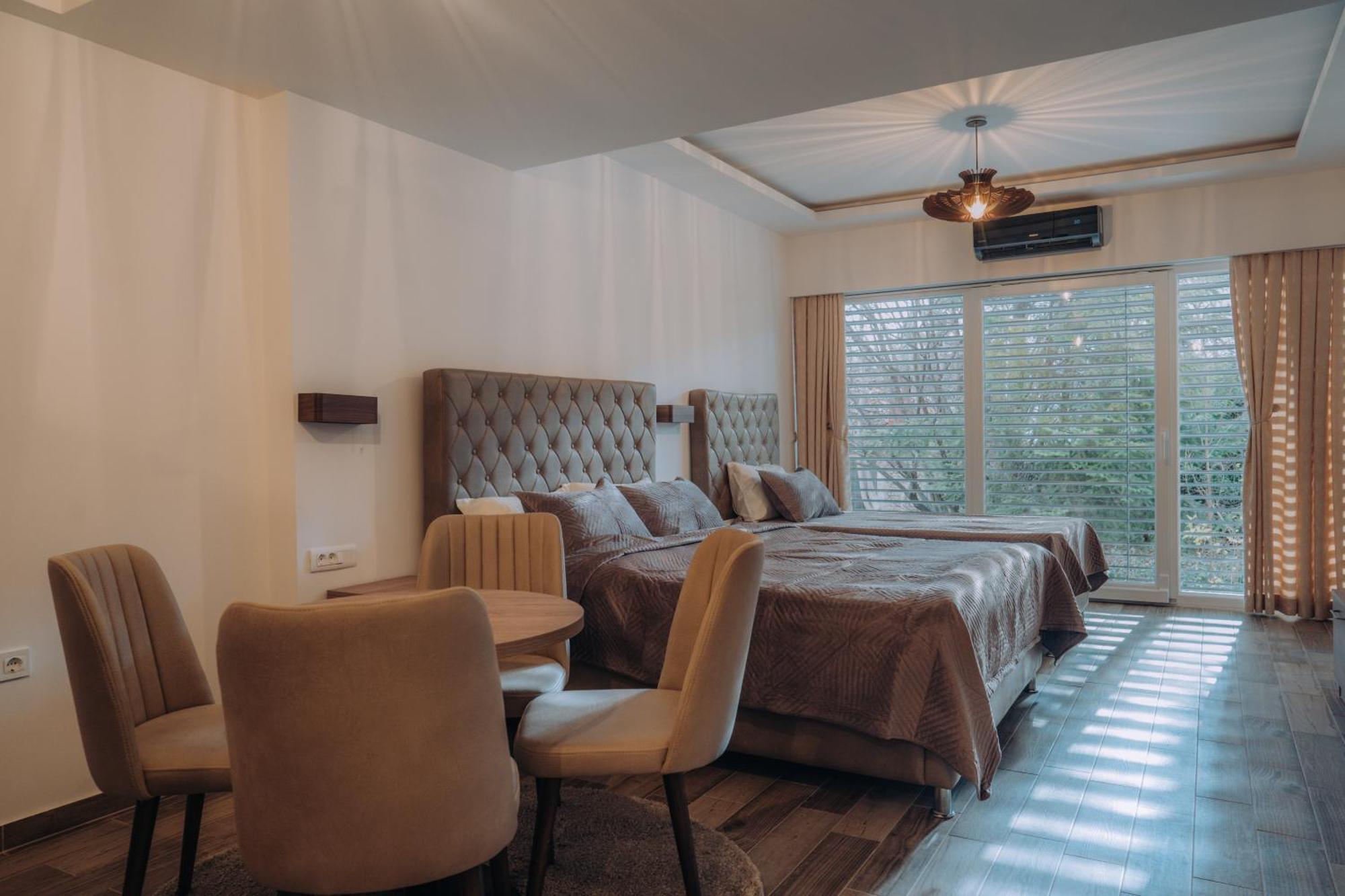 White Blue Ohrid - Luxury Apt, City Center, Private Parking, Balcony, Near Ohrid Lake Exterior photo